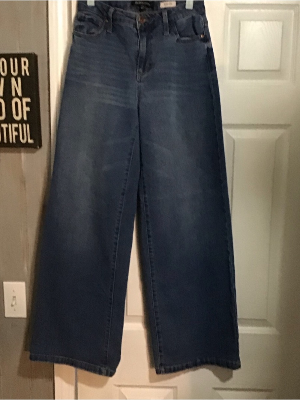 BCBGeneration Wide Leg Jeans.  Size 25